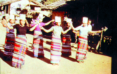 বম নৃত্য, বাংলাপিডিয়া
